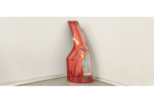 Recambio de piloto trasero izquierdo para citroen c4 grand picasso exclusive referencia OEM IAM 00946601  