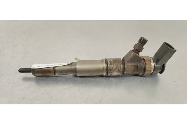 Recambio de inyector para bmw serie 7 (e65/e66) 3.0d 220 [730] referencia OEM IAM 0445110131  