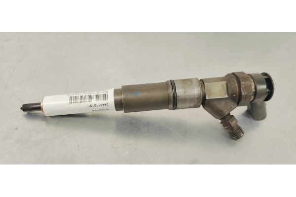 Recambio de inyector para bmw serie 7 (e65/e66) 3.0d 220 [730] referencia OEM IAM 0445110131  