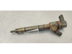 Recambio de inyector para hyundai i30 1.6 crdi 115 referencia OEM IAM 0445110320  