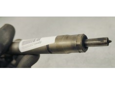 Recambio de inyector para hyundai i30 1.6 crdi 115 referencia OEM IAM 0445110320  