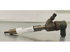 Recambio de inyector para hyundai i30 1.6 crdi 115 referencia OEM IAM 0445110320  