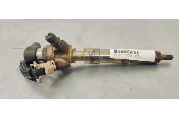 Recambio de inyector para nissan juke (f15) 1.5 dci 110 fap referencia OEM IAM 166006212R  