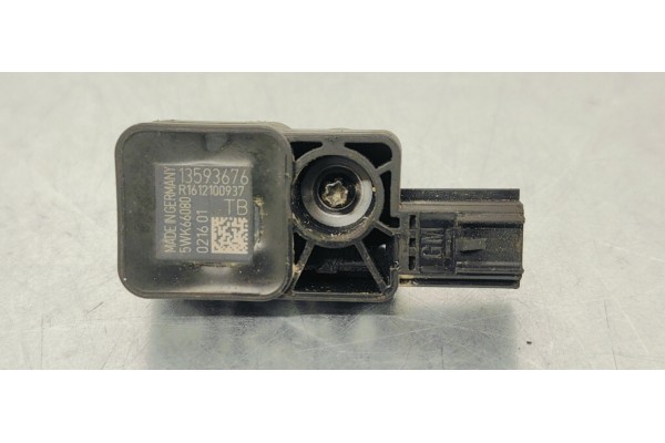 Recambio de sensor para opel insignia berlina 1.6 cdti 136 fap referencia OEM IAM 13593676  