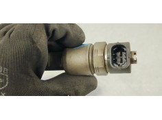 Recambio de inyector para hyundai i30 1.6 crdi 115 referencia OEM IAM 0445110320  