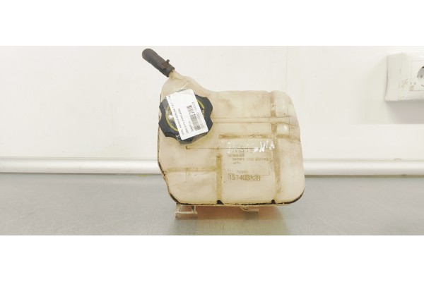 Recambio de deposito expansion para opel insignia berlina 1.6 cdti 136 fap referencia OEM IAM 22924025  