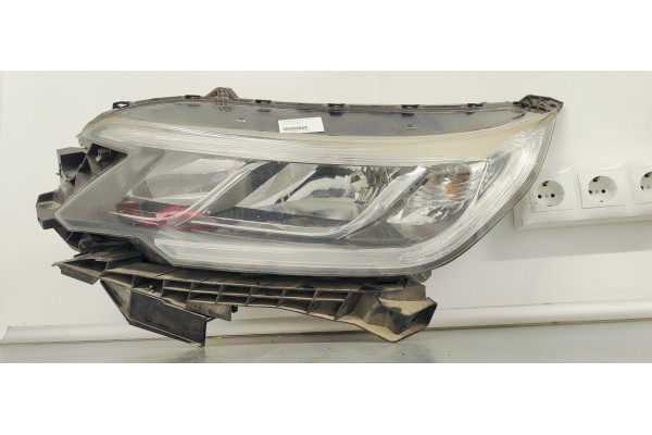 Recambio de faro izquierdo para honda cr-v 1.6 dtec 120 fap referencia OEM IAM   