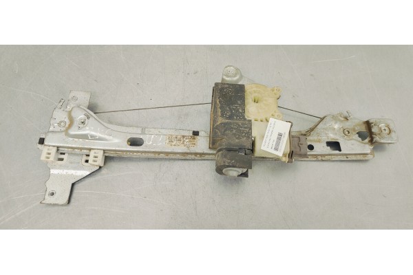 Recambio de elevalunas trasero izquierdo para peugeot 5008 1.6 hdi 110 fap referencia OEM IAM 9683671780  