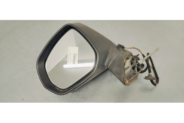 Recambio de retrovisor izquierdo para peugeot 5008 1.6 hdi 110 fap referencia OEM IAM E20208199  