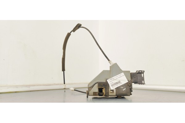 Recambio de cerradura puerta trasera izquierda para peugeot 5008 1.6 hdi 110 fap referencia OEM IAM 833329  