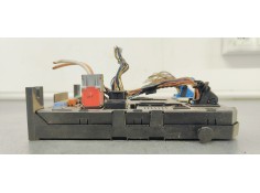 Recambio de caja reles / fusibles para peugeot 5008 1.6 hdi 110 fap referencia OEM IAM 9664059080  