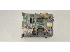 Recambio de caja reles / fusibles para peugeot 5008 1.6 hdi 110 fap referencia OEM IAM 9664059080  