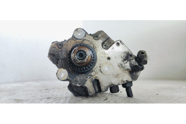 Recambio de bomba inyeccion para mercedes-benz clase a (w169) a 180 cdi a-edition referencia OEM IAM 0445010120  