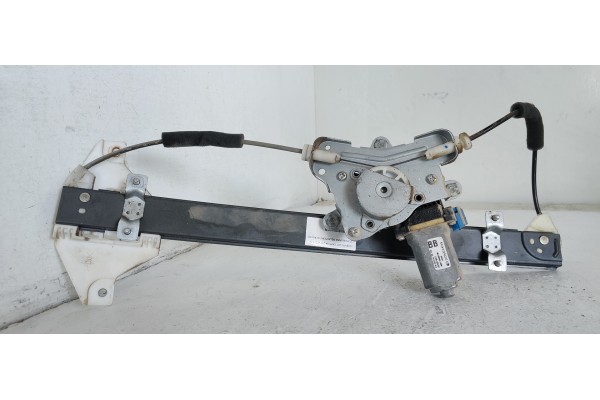 Recambio de elevalunas delantero derecho para chevrolet captiva 2.0 vcdi ltx referencia OEM IAM   