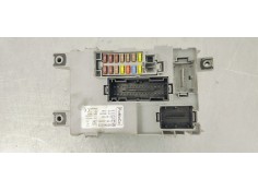 Recambio de caja reles / fusibles para ford ka (ccu) referencia OEM IAM 00519749220  