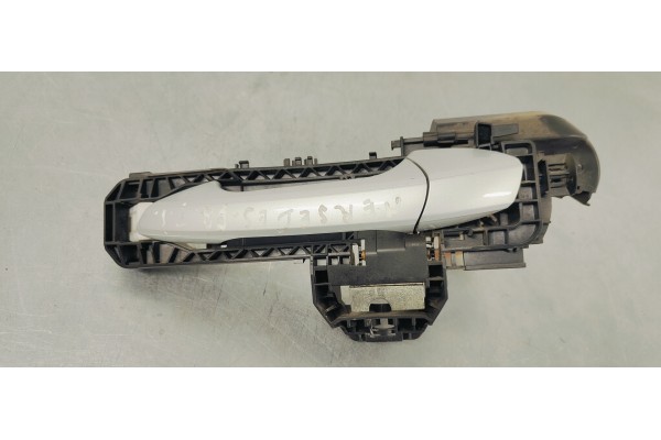 Recambio de maneta exterior trasera izquierda para mercedes-benz clase b (w246) referencia OEM IAM A2047602134  