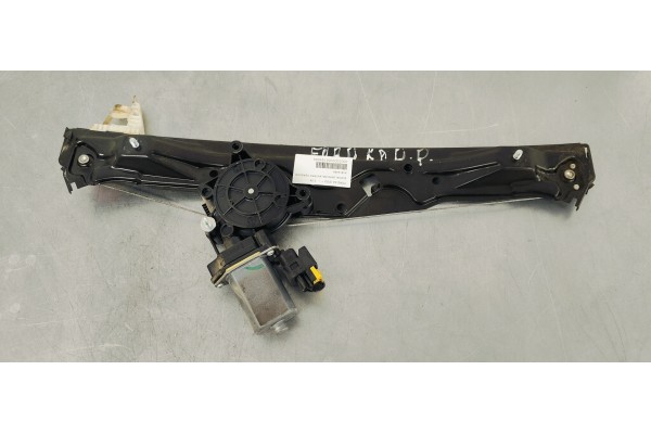 Recambio de elevalunas delantero derecho para ford ka (ccu) referencia OEM IAM 51974459  