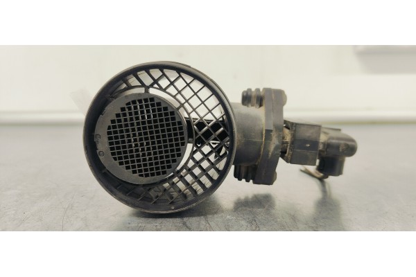 Recambio de caudalimetro para opel meriva referencia OEM IAM 0281002620  