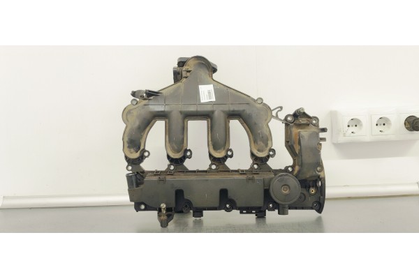 Recambio de colector admision para peugeot 407 st sport referencia OEM IAM 9662688980  