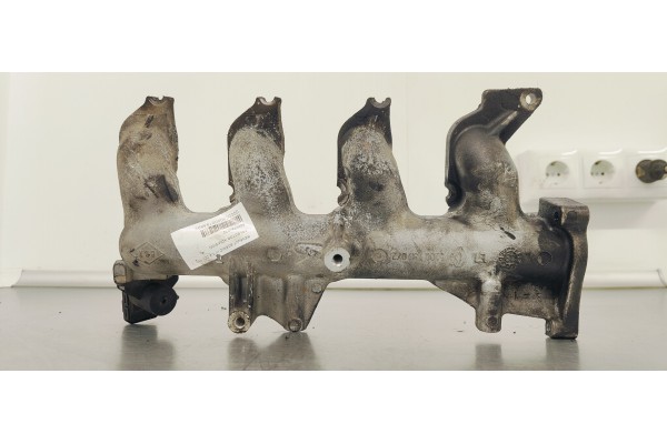 Recambio de colector admision para renault scenic iii 1.9 dci 130 referencia OEM IAM 8200780072  