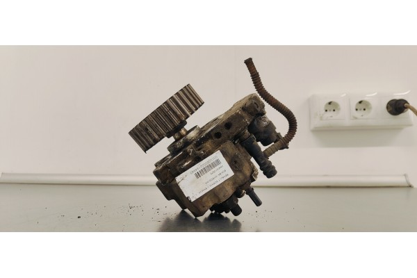 Recambio de bomba inyeccion para renault scenic ii emotion referencia OEM IAM 0445010075  