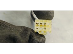 Recambio de retrovisor derecho para opel agila b 1.2i 85 referencia OEM IAM E8024541  