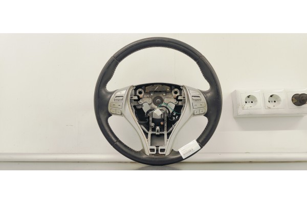 Recambio de volante para nissan qashqai (j11) 1.6 i turbo 163 referencia OEM IAM 34216879A  