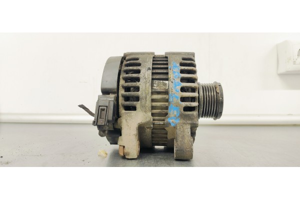 Recambio de alternador para ford mondeo sportbreak (ca2) 2.0 tdci cat referencia OEM IAM 0121615028  