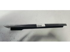 Recambio de molduras delanteras para peugeot 3008 allure pack referencia OEM IAM 9829578677  