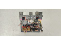Recambio de caja reles / fusibles para seat altea (5p1) arena referencia OEM IAM 3C0937049D  