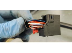 Recambio de retrovisor derecho para volkswagen jetta (1k2) referencia OEM IAM E1010836  