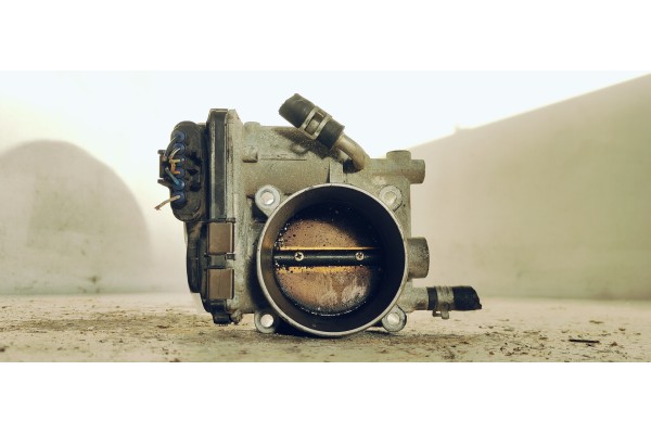 Recambio de caja mariposa para subaru legacy familiar/outback b13 (bp) 3.0 r outback referencia OEM IAM 16112AA040  