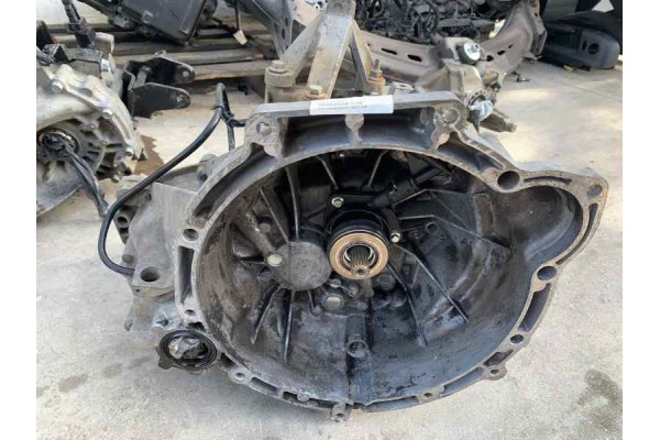 Recambio de caja cambios para ford focus lim. (cb8) referencia OEM IAM AV6R7002BG  