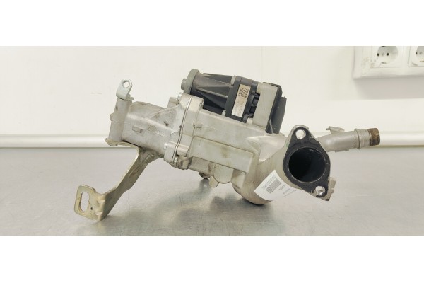 Recambio de valvula egr para peugeot 308 1.6hdi 92 fap referencia OEM IAM 50563908  