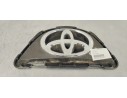Recambio de emblema para toyota aygo x 1.0i 72 referencia OEM IAM 753120H030  