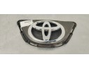 Recambio de emblema para toyota aygo x 1.0i 72 referencia OEM IAM 753120H030  