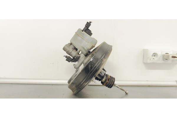 Recambio de servofreno para volkswagen passat berlina (3c2) 2.0 tdi 140 referencia OEM IAM 3C1614105AH  