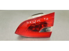 Recambio de piloto trasero derecho interior para peugeot 308 sw 1.6 hdi 120 fap referencia OEM IAM   