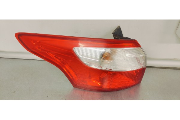 Recambio de piloto trasero izquierdo para ford focus lim. (cb8) referencia OEM IAM BM5113405G  