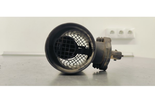 Recambio de caudalimetro para opel meriva referencia OEM IAM 0281002620  