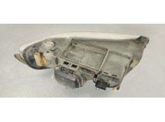 Recambio de faro derecho para audi a4 berlina (b5) 1.8 referencia OEM IAM 8D0941004AK  