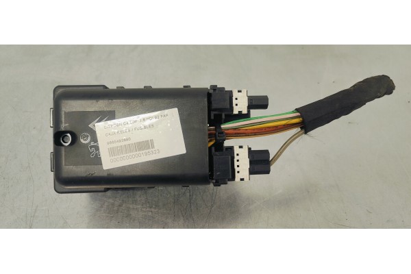 Recambio de caja reles / fusibles para citroen c4 lim. 1.6 hdi 92 fap referencia OEM IAM 9665492680  
