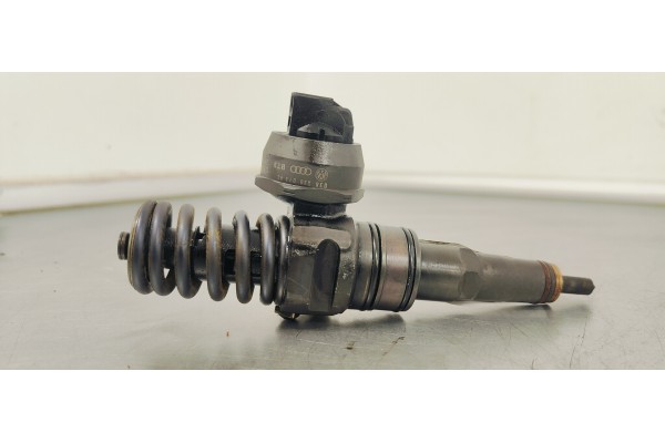 Recambio de inyector para ford galaxy (vy) referencia OEM IAM 038130073BE  