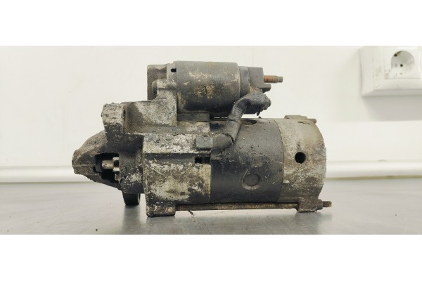 Recambio de motor arranque para renault master desde ´98 referencia OEM IAM 7700313447  