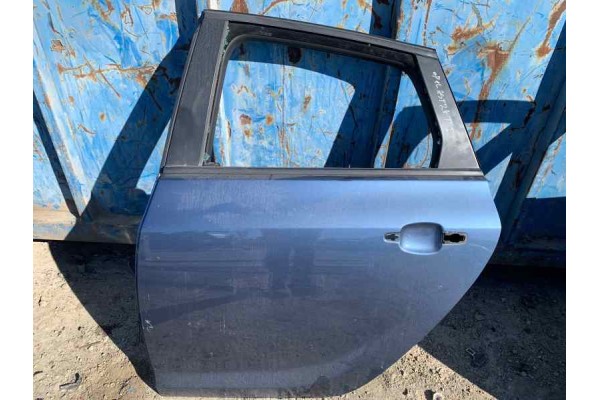 Recambio de puerta trasera izquierda para opel astra j lim. 1.6 cdti referencia OEM IAM   