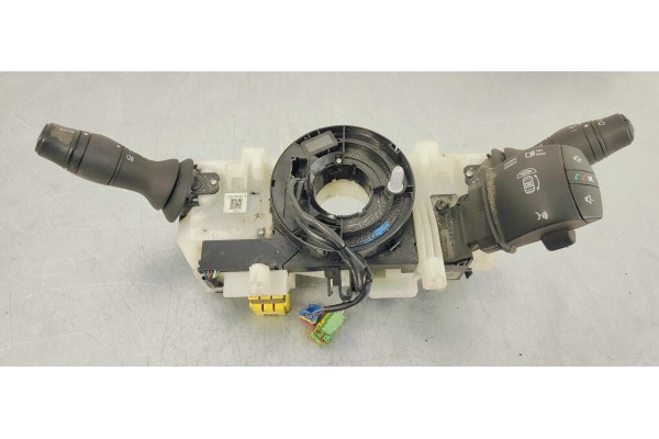 Recambio de mando multifuncion para renault scenic iii 1.9 dci 130 referencia OEM IAM 255670019R  