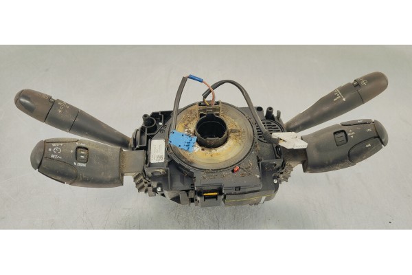 Recambio de mando multifuncion para peugeot 3008 1.6 hdi 112 fap referencia OEM IAM 96663614XT  
