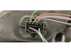 Recambio de retrovisor derecho para renault scenic ii emotion referencia OEM IAM E9011126  