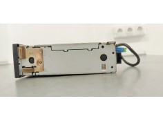 Recambio de sistema audio / radio cd para volkswagen passat berlina (3b3) 1.9tdi 130 4x4 referencia OEM IAM 3B7035110  