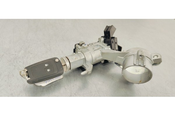 Recambio de conmutador de arranque para opel astra j lim. 1.6 cdti referencia OEM IAM 20939745  